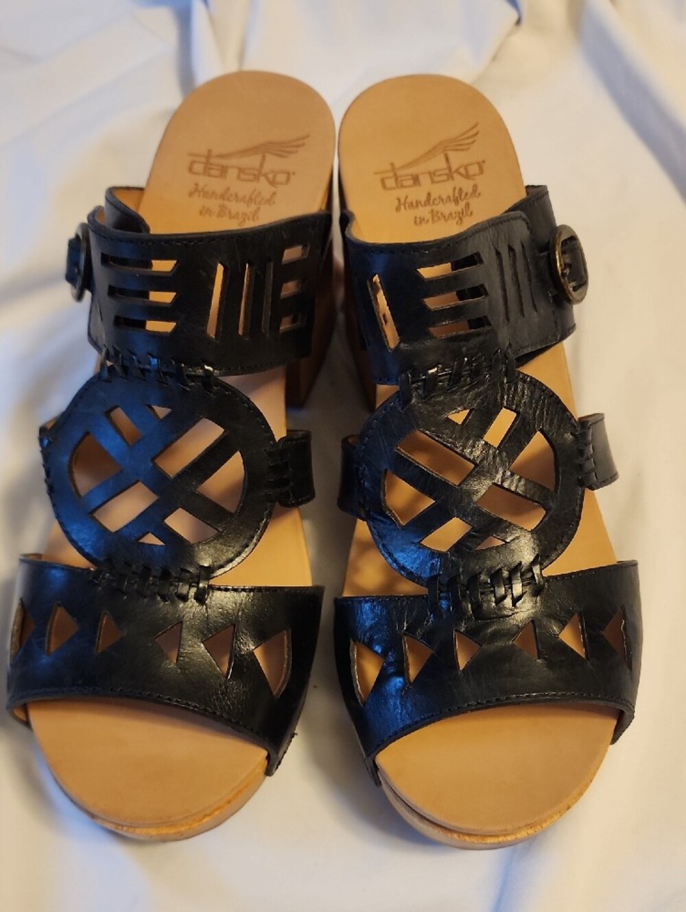 Dansko Size 40 - Size 9-9.5 US Black Cutout Leather‎ Clog Sandals